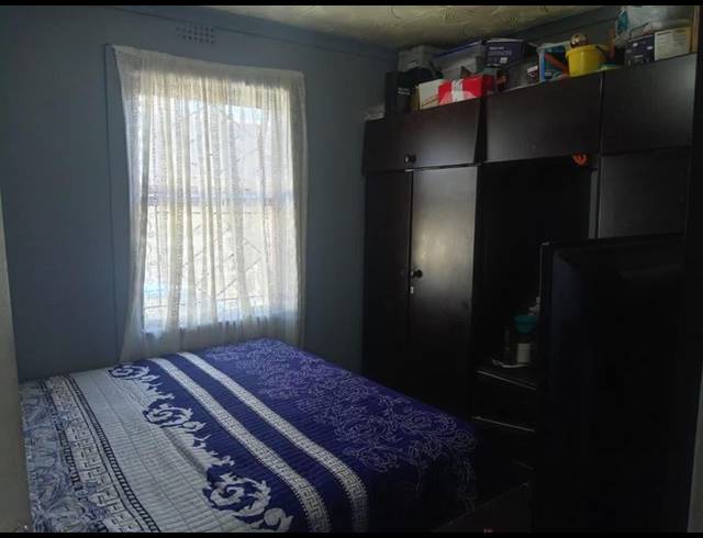 2 BEDROOM HOUSE FOR SALE IN TAFELSIG